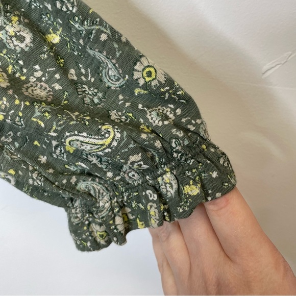 Lucky Brand green paisley v-neck boho shirt - Picture 4 of 6